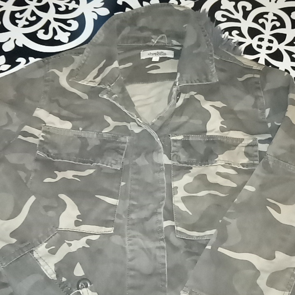 Army cropped jacket